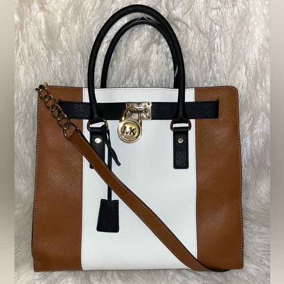 Michael Kors Handbags - Michael Kors Large Hamilton